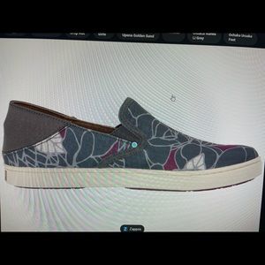 Olukai Pehuea print slip on shoes